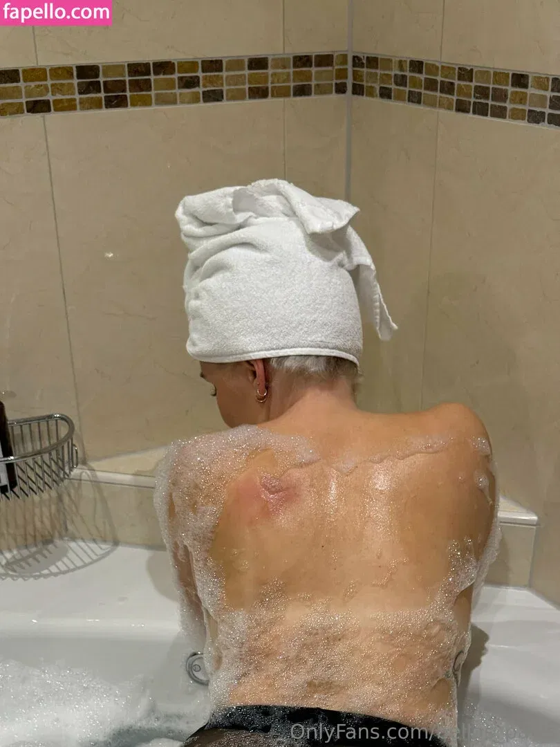 bellas_paws Onlyfans Photo Gallery 