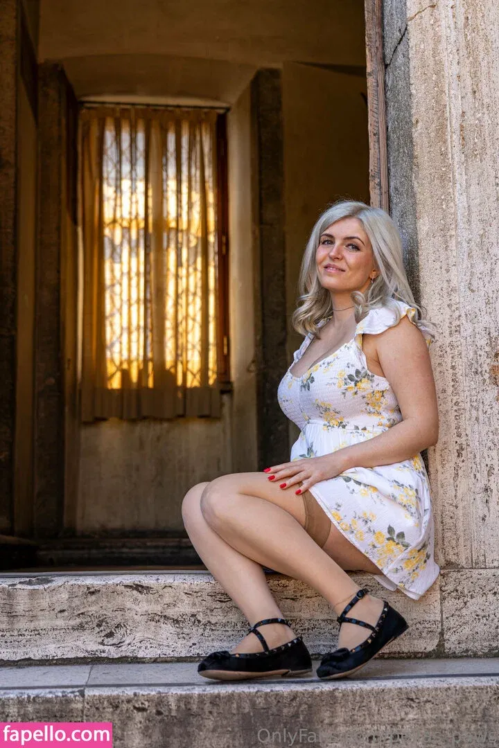 bellas_paws Onlyfans Photo Gallery 