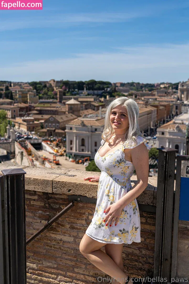 bellas_paws Onlyfans Photo Gallery 