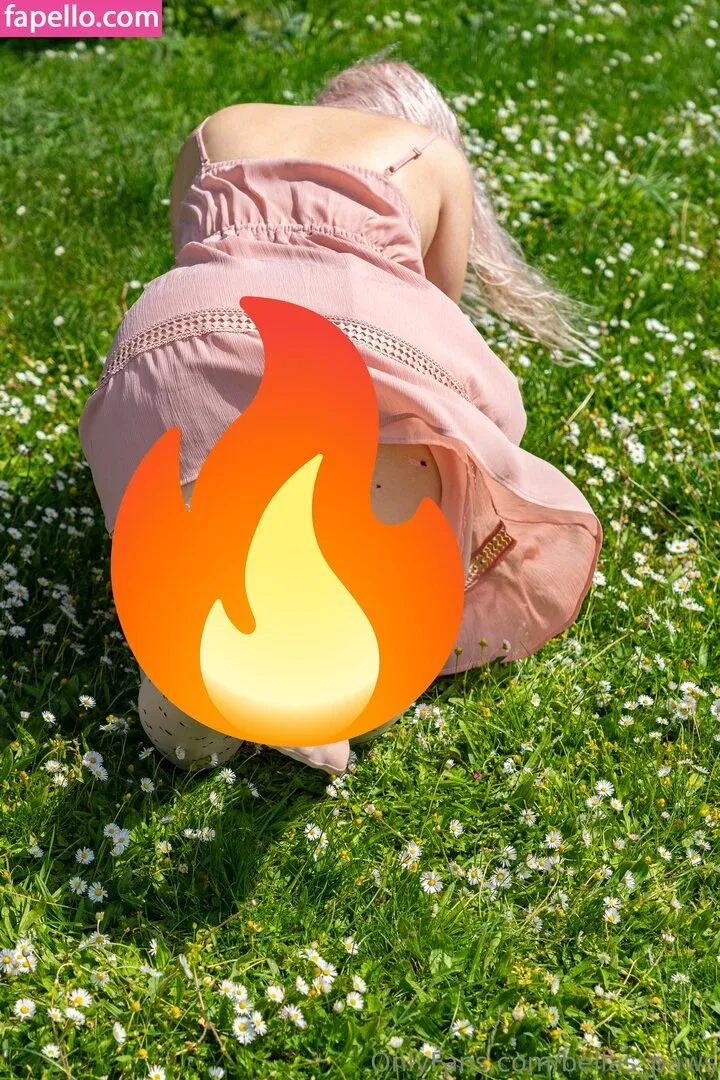 bellas_paws Onlyfans Photo Gallery 