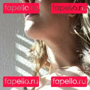 Swanlakehouse Onlyfans Photo Gallery 