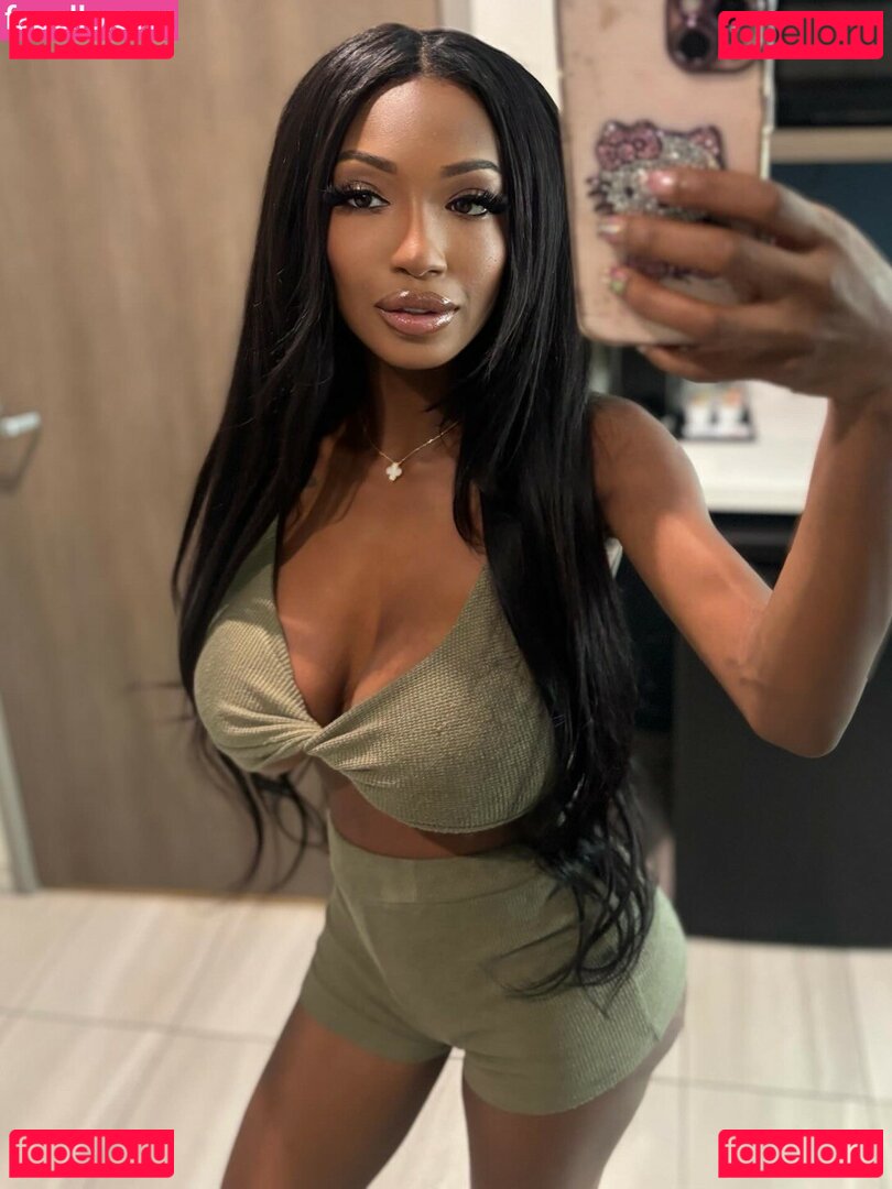 Brown Sugar Barbie Nude Onlyfans Photo 3