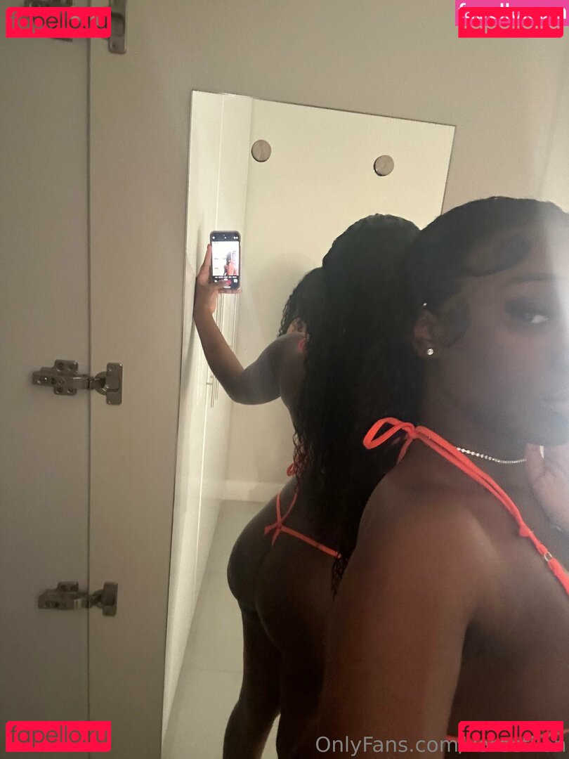 korectiion Nude Onlyfans Photo 28