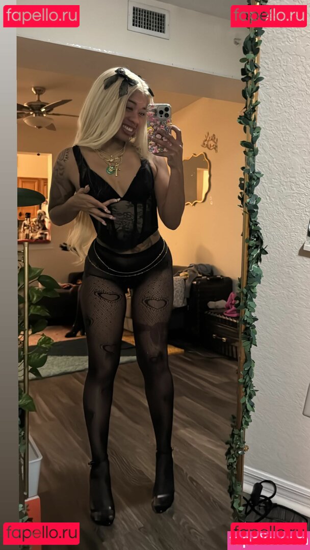 TiaCorine Nude Onlyfans Photo 10