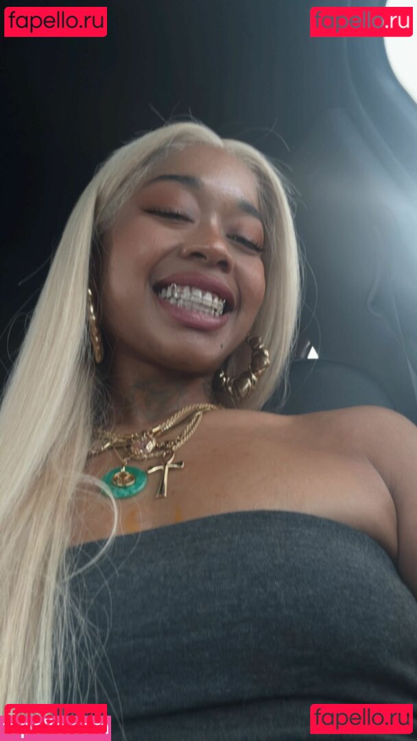 TiaCorine Nude Onlyfans Photo 9