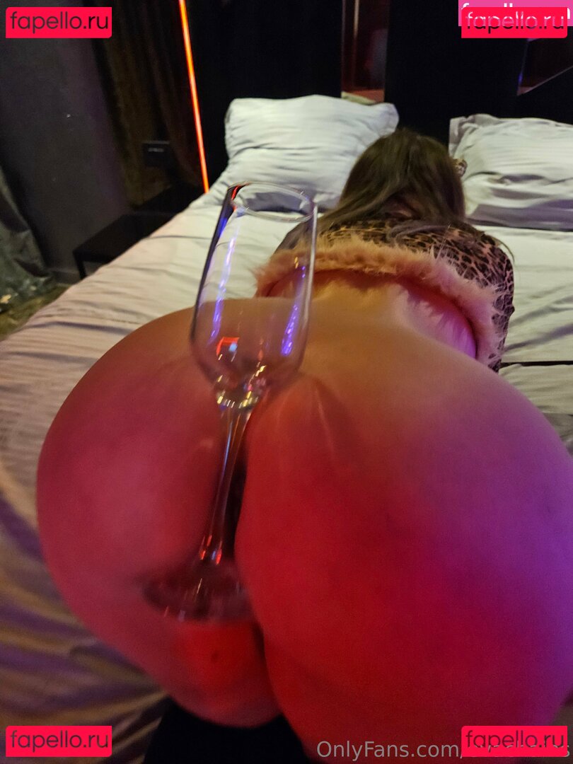 evachains Nude Onlyfans Photo 18