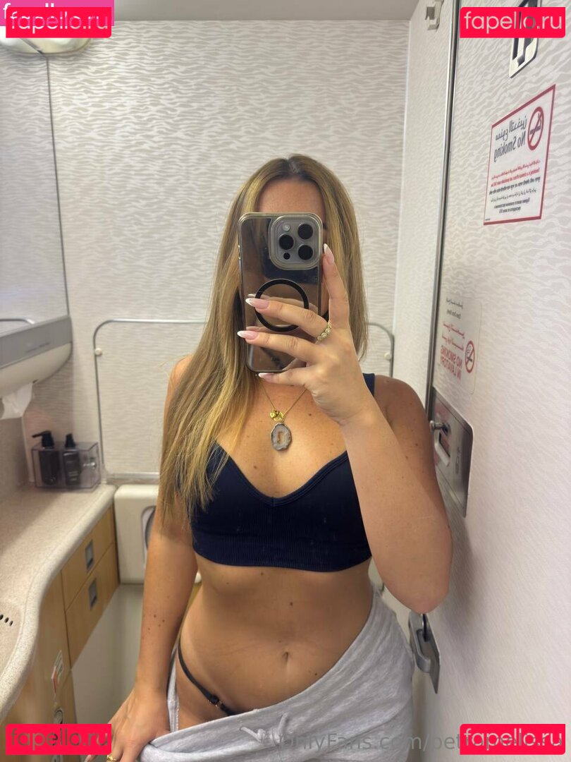 petramelissa Nude Onlyfans Photo 35