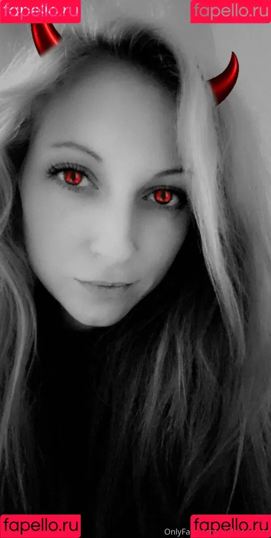 violetcosmos Onlyfans Photo Gallery 