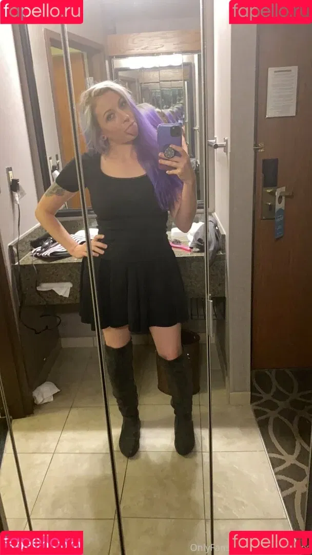 violetcosmos Onlyfans Photo Gallery 