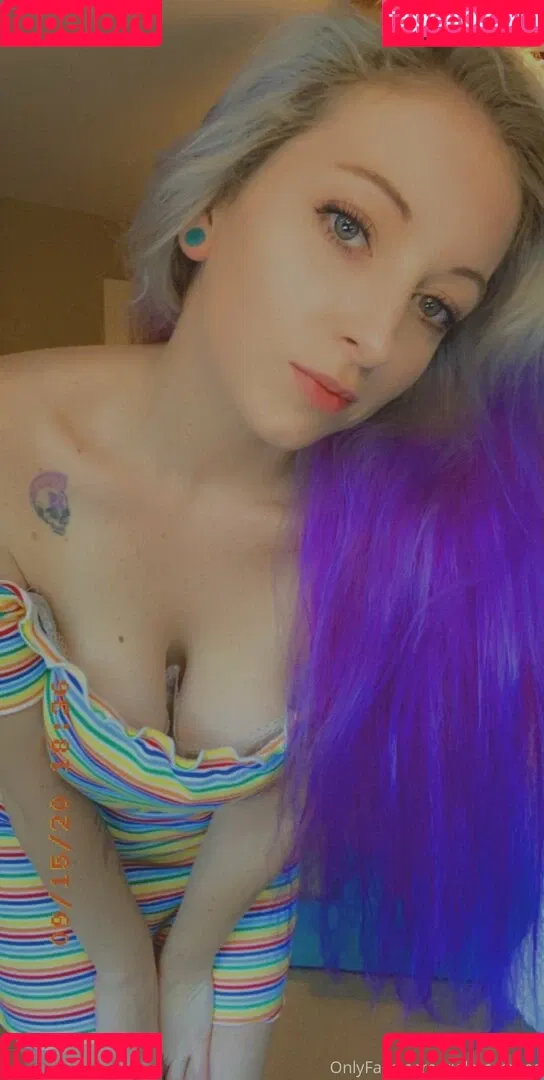 violetcosmos Onlyfans Photo Gallery 