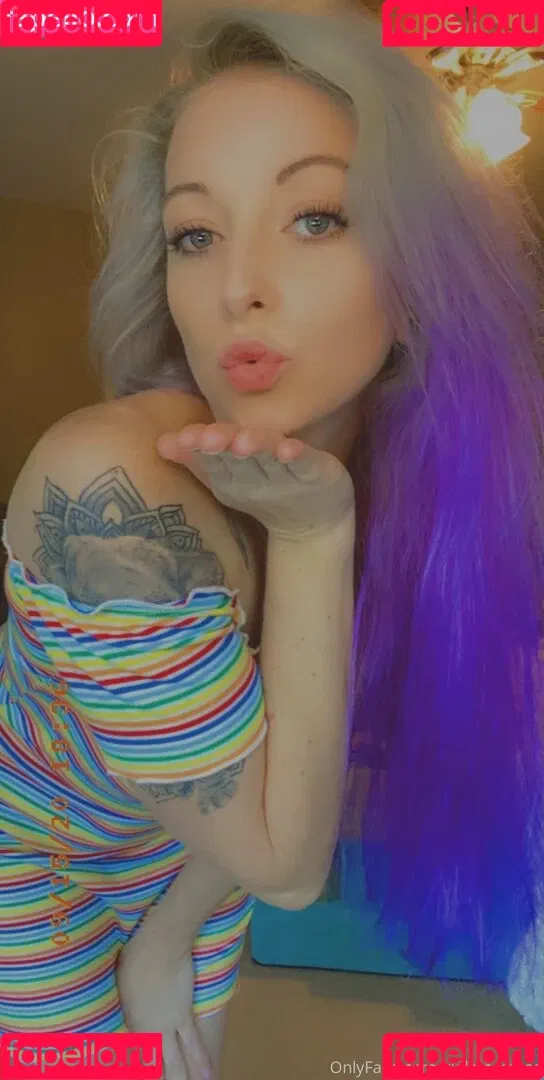 violetcosmos Onlyfans Photo Gallery 