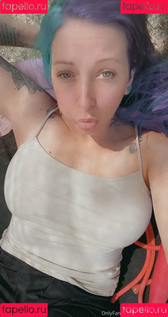 violetcosmos Onlyfans Photo Gallery 
