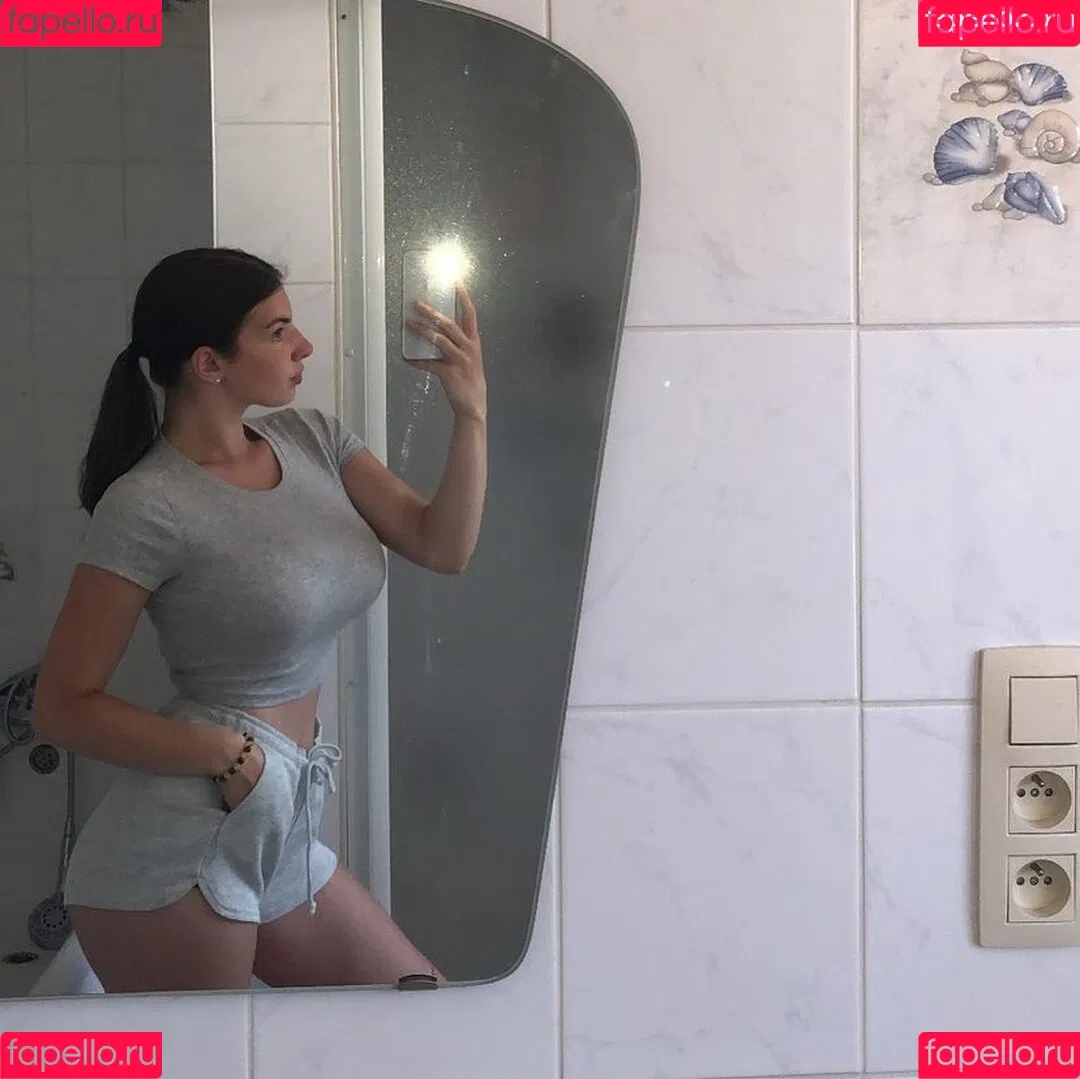 Fiona Onlyfans Photo Gallery 