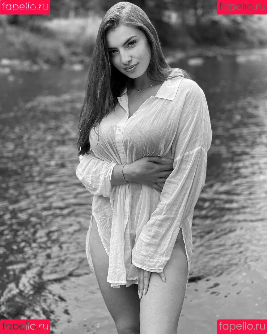 Fiona Onlyfans Photo Gallery 