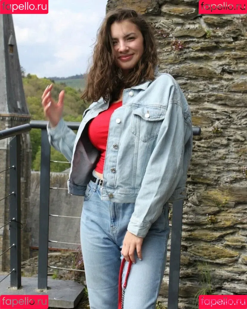 Fiona Onlyfans Photo Gallery 