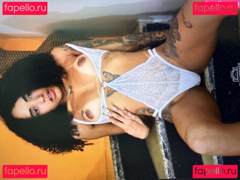 MC Nina Nude Onlyfans Photo 11