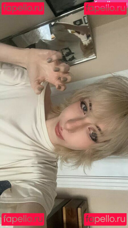 leftlain Nude Onlyfans Photo 15
