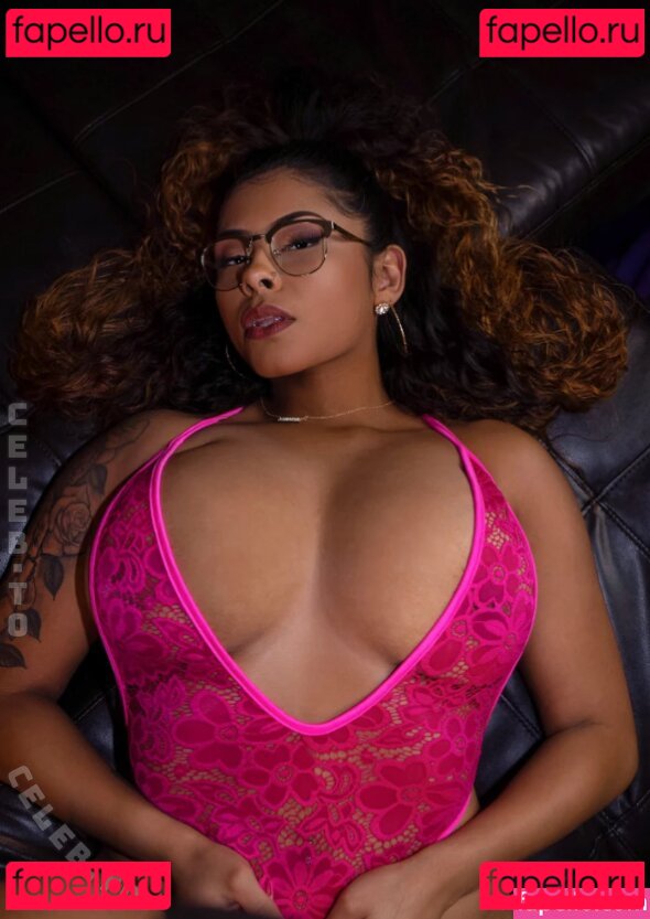 elsaaababy Nude Onlyfans Photo 10