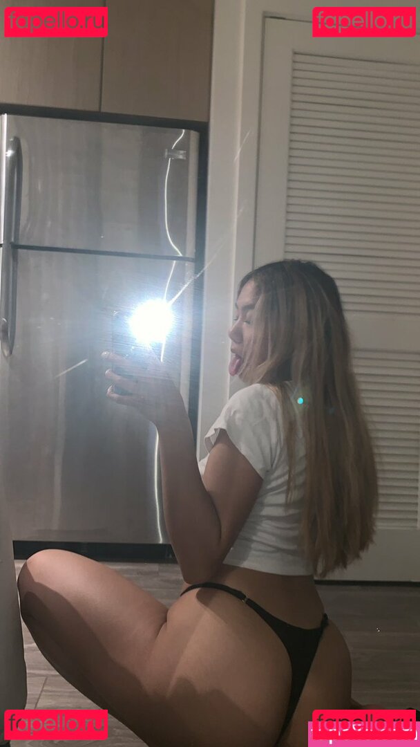 jellycaaakes Nude Onlyfans Photo 10