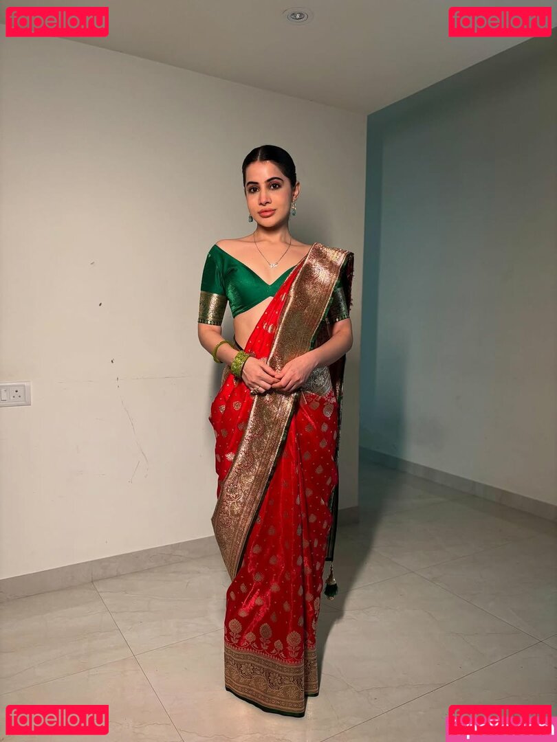 Urfi Javed Nude Onlyfans Photo 27