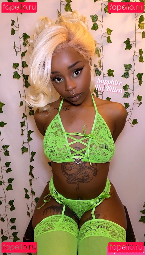 Sapphirethekitten Nude Onlyfans Photo 30