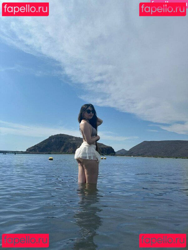 Mansanitass Nude Onlyfans Photo 21