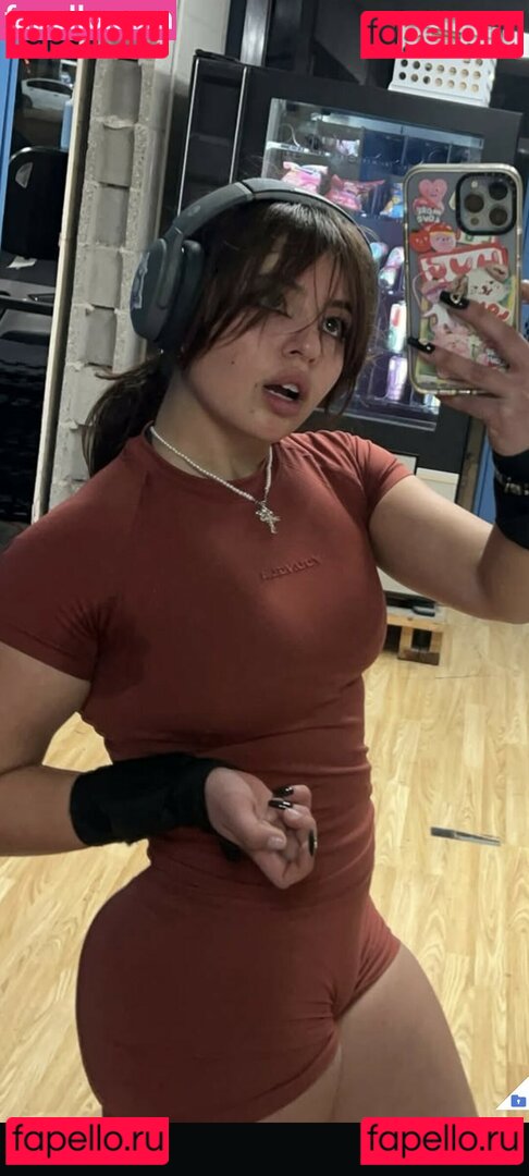 Sappirre Nude Onlyfans Photo 6