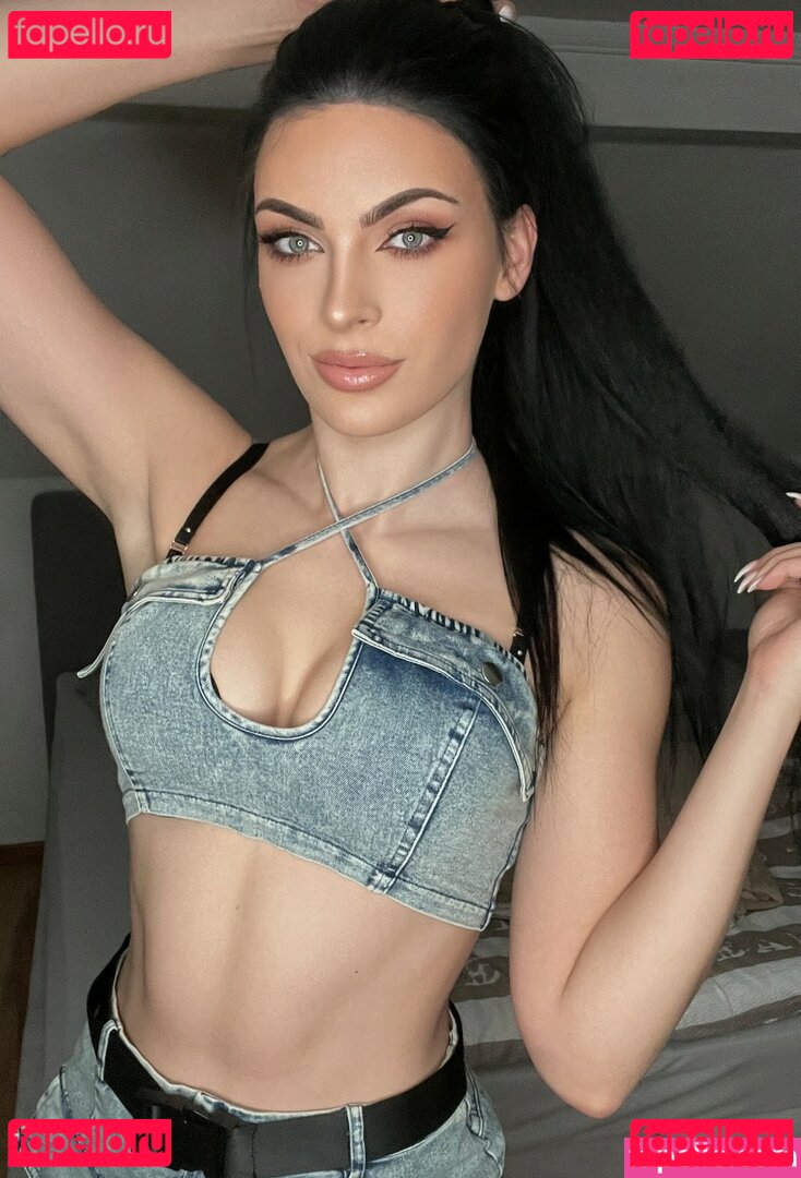 Jaqueline Neubauer Nude Onlyfans Photo 44