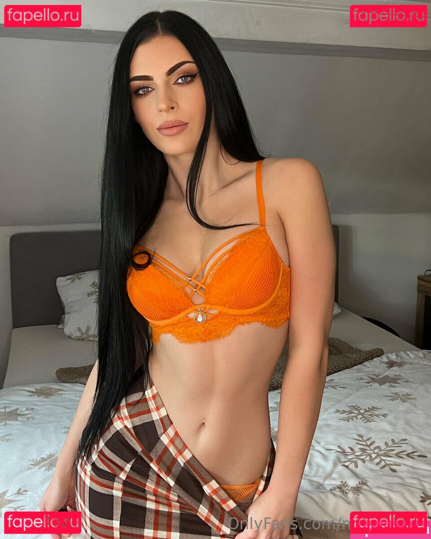 Jaqueline Neubauer Nude Onlyfans Photo 26