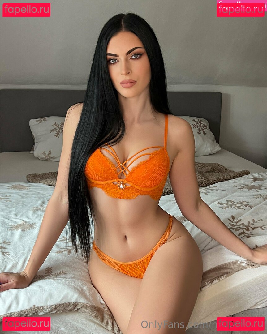 Jaqueline Neubauer Nude Onlyfans Photo 16