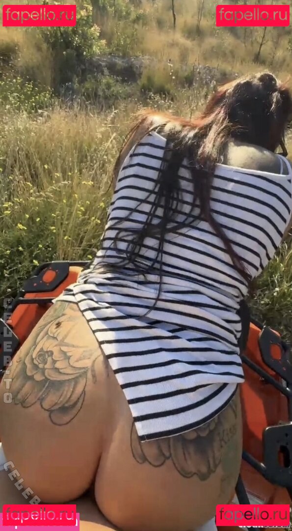 Redcouplesecret Nude Onlyfans Photo 3