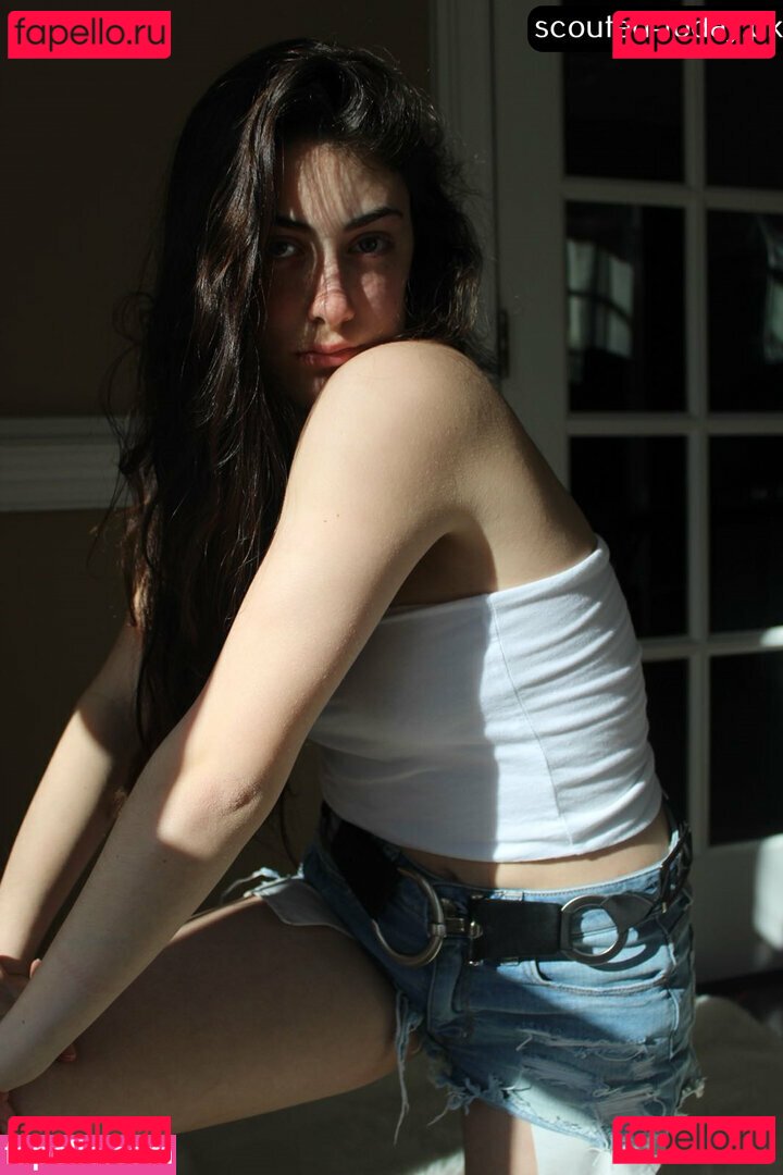Elle Goodman X Nude Onlyfans Photo 11