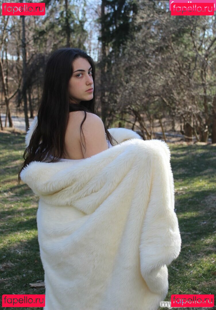 Elle Goodman X Nude Onlyfans Photo 5