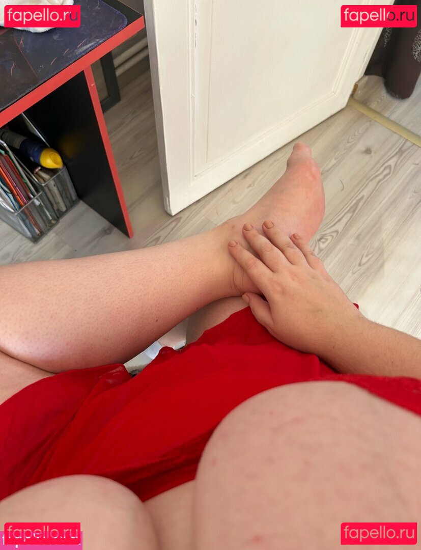 Larouquine Nude Onlyfans Photo 7