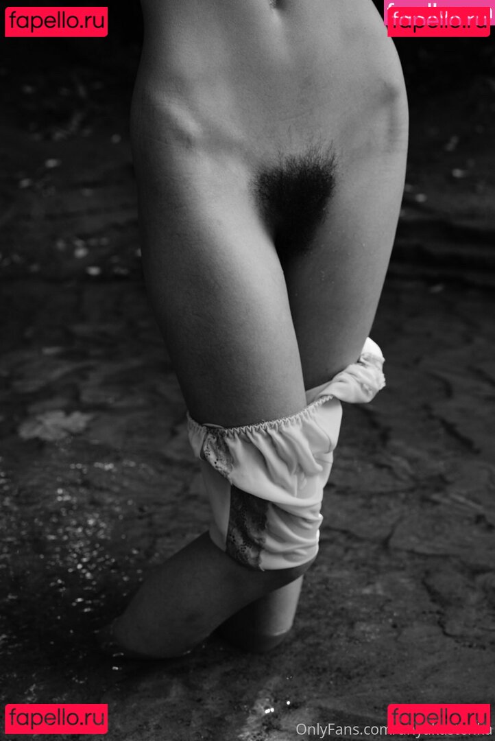 anyakastenka Nude Onlyfans Photo 25