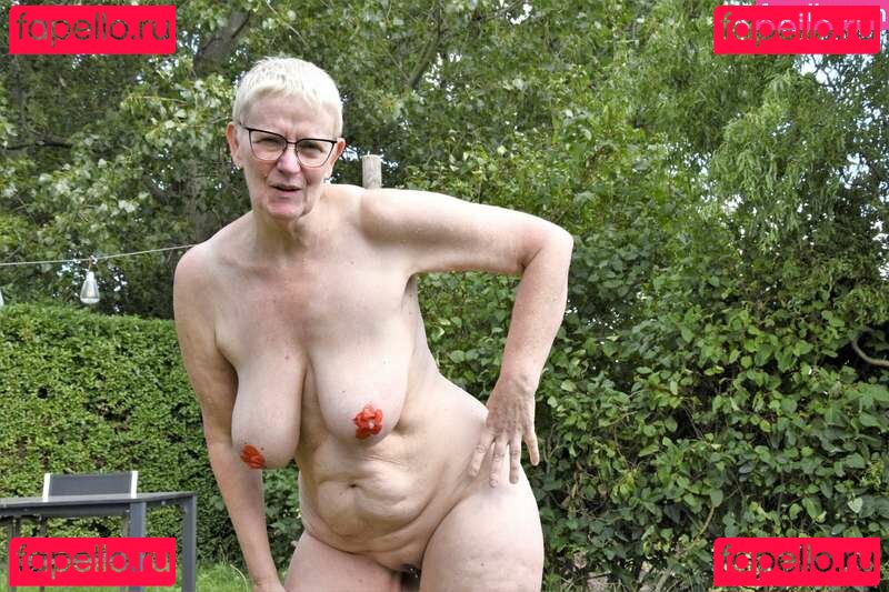 Tiffany Pearl Nude Onlyfans Photo 9