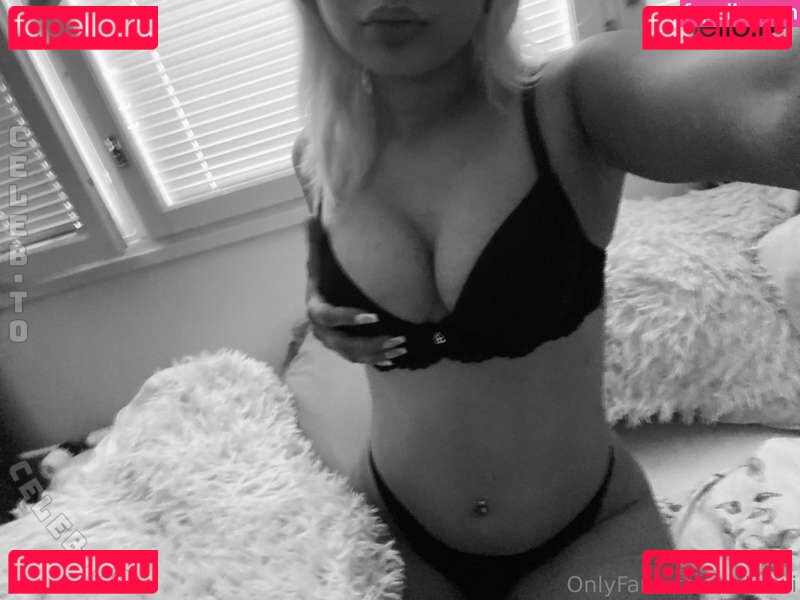 Vilmulii Nude Onlyfans Photo 7
