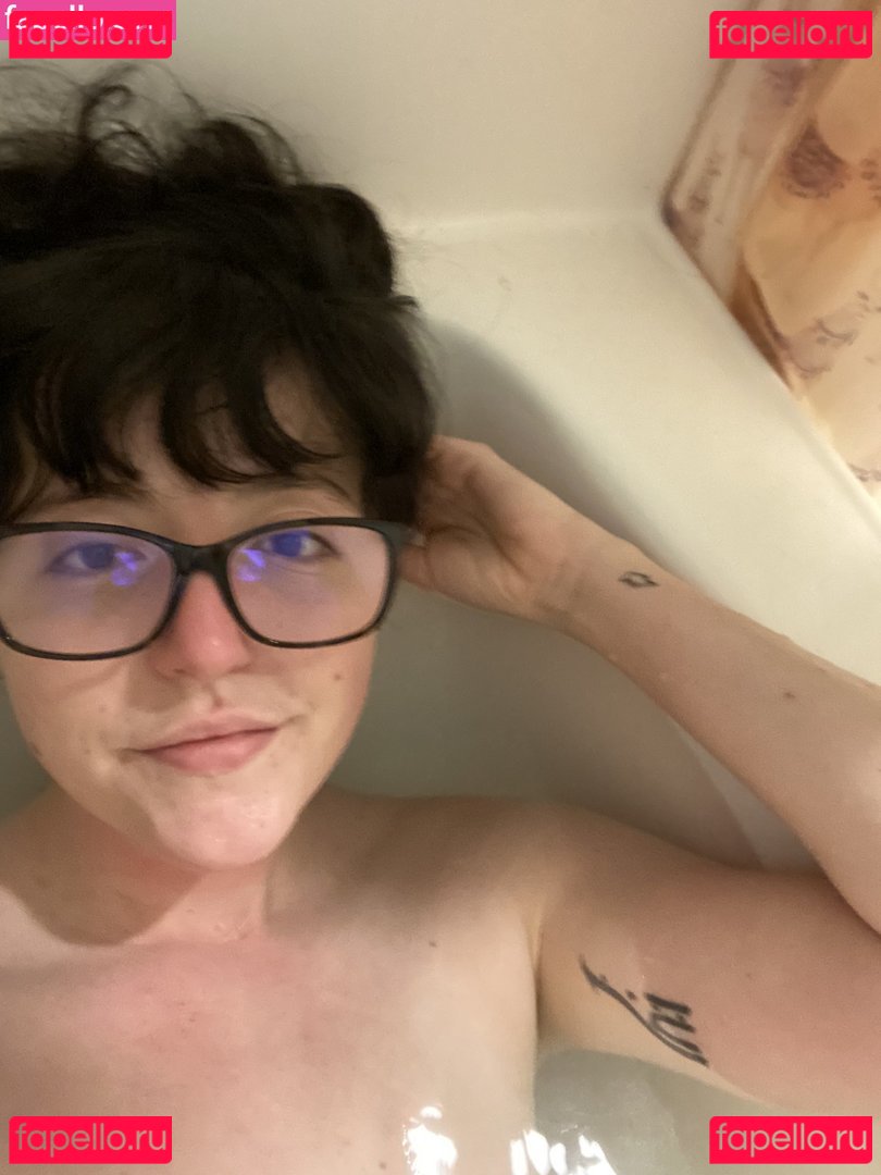 old_lotion Nude Onlyfans Photo 21