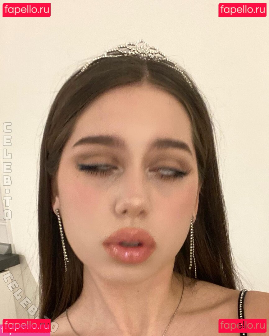 Daria Vytvytska Nude Onlyfans Photo 19