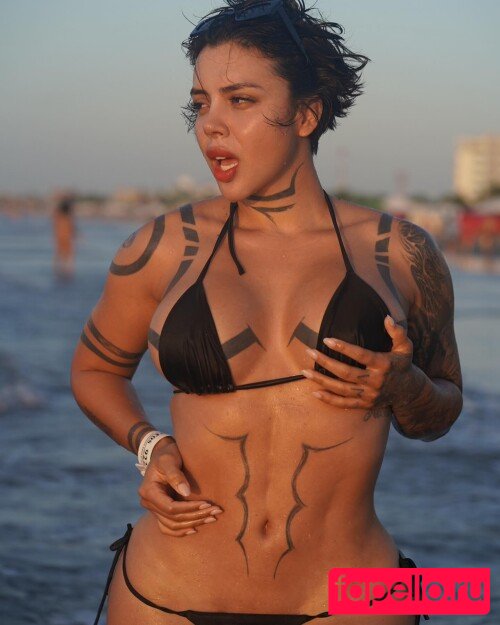 DElettraa Nude Onlyfans Photo 30