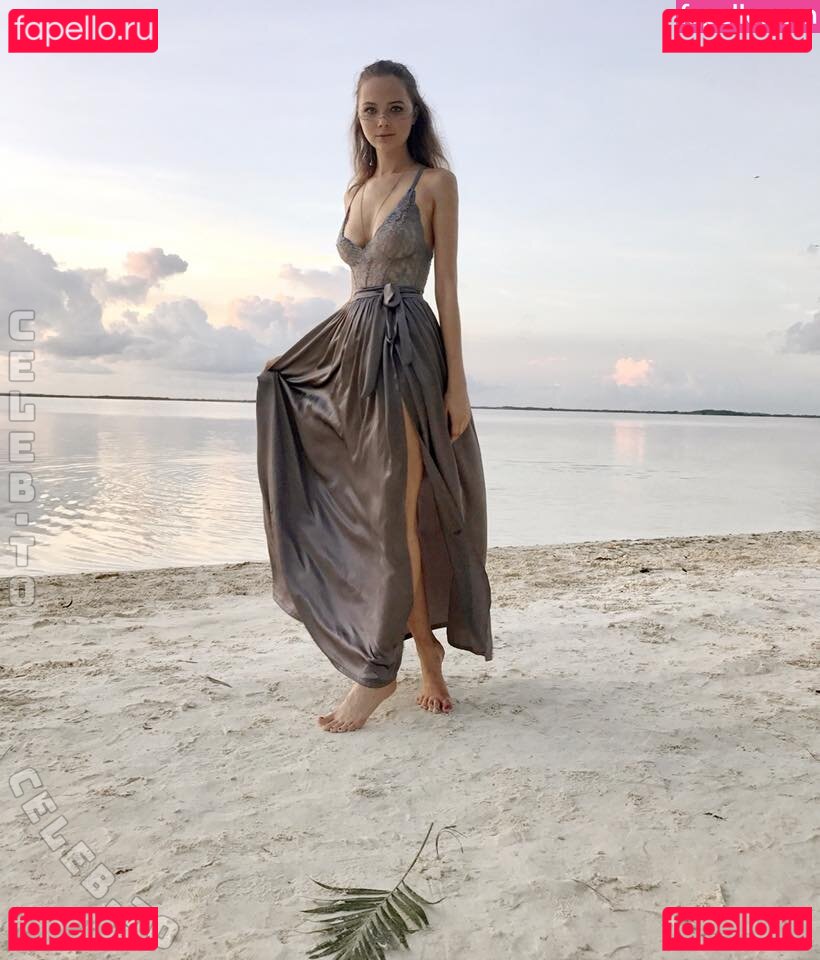 Jana Jung Nude Onlyfans Photo 15