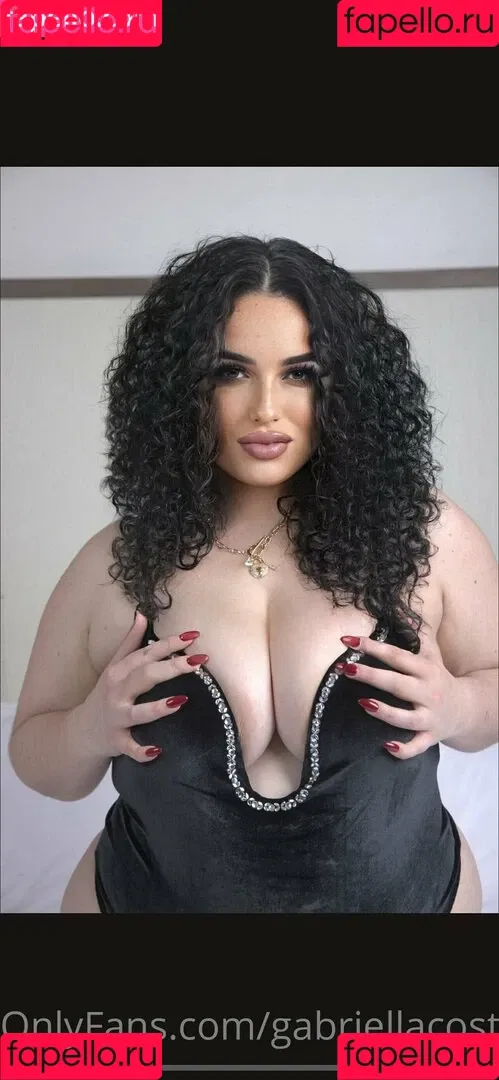 iamsantanaayo Onlyfans Photo Gallery 