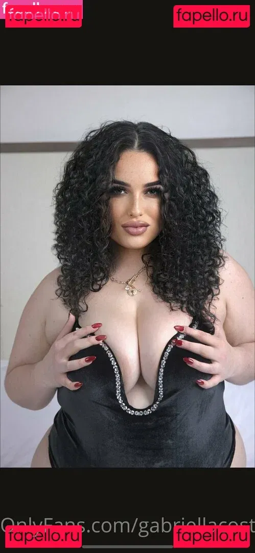 iamsantanaayo Onlyfans Photo Gallery 