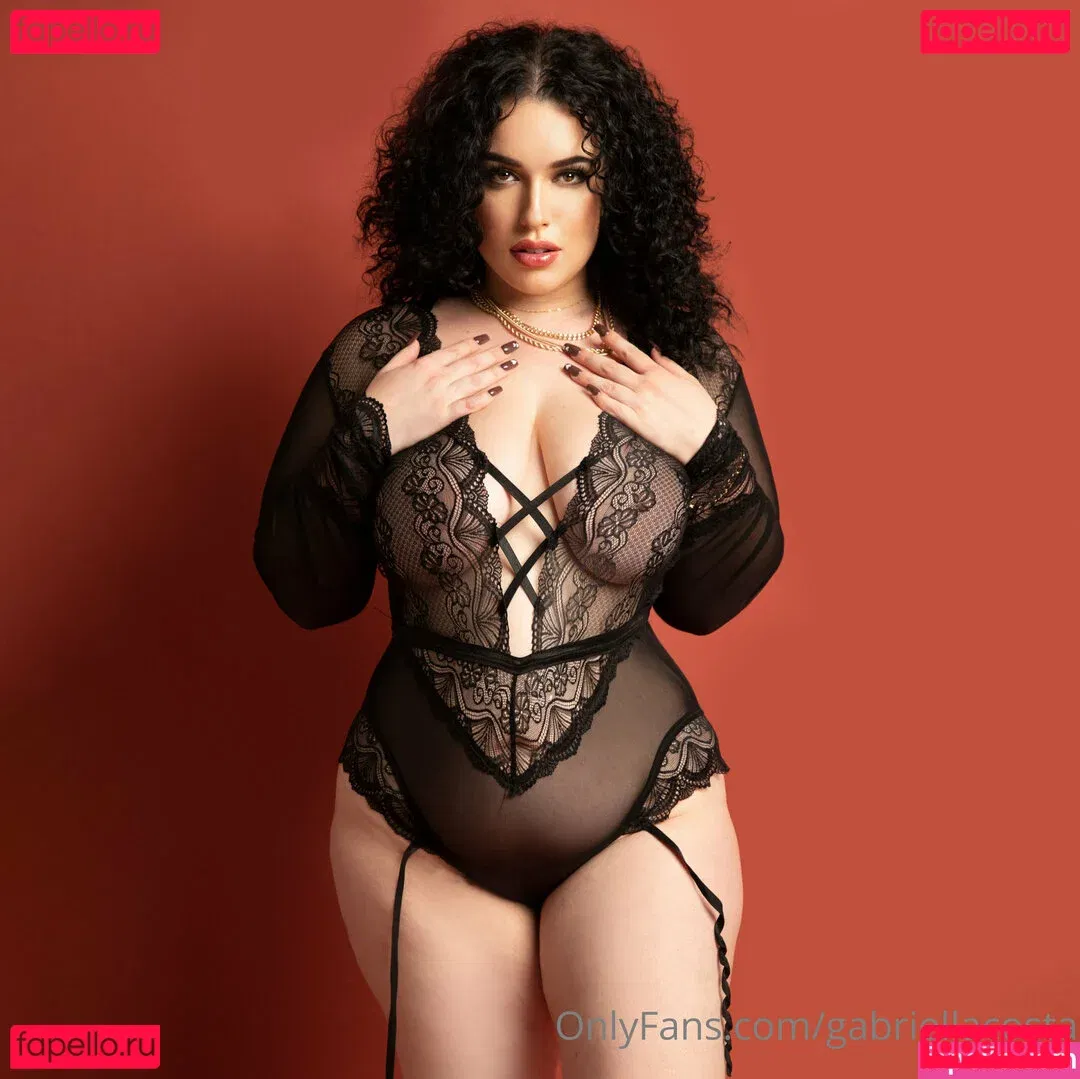 iamsantanaayo Onlyfans Photo Gallery 