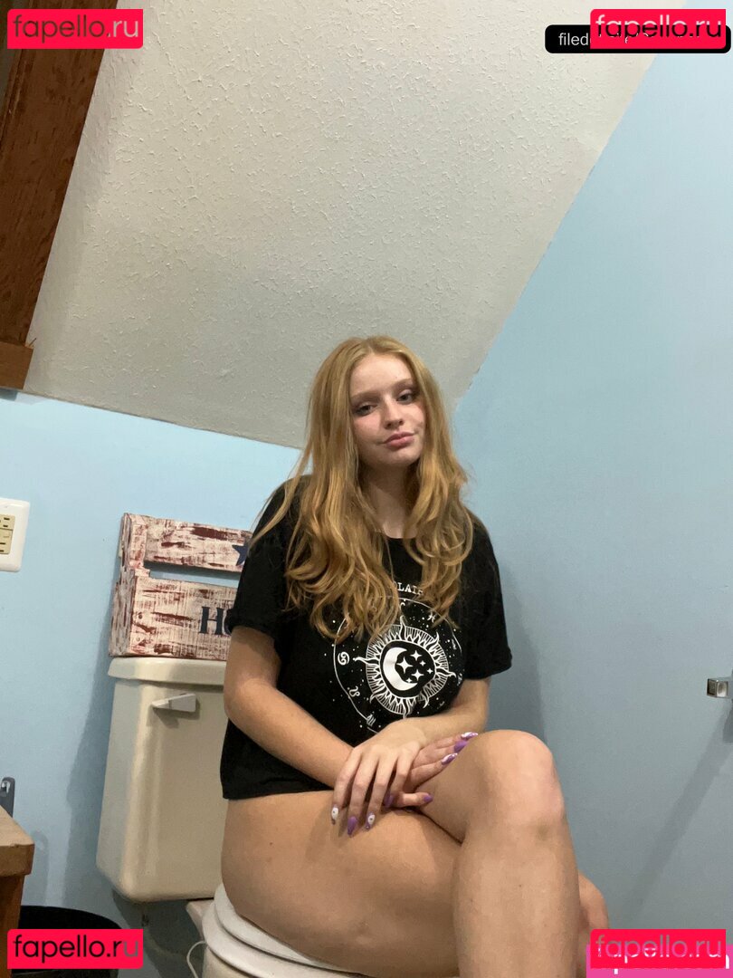 Savannah Boyd Nude Onlyfans Photo 12