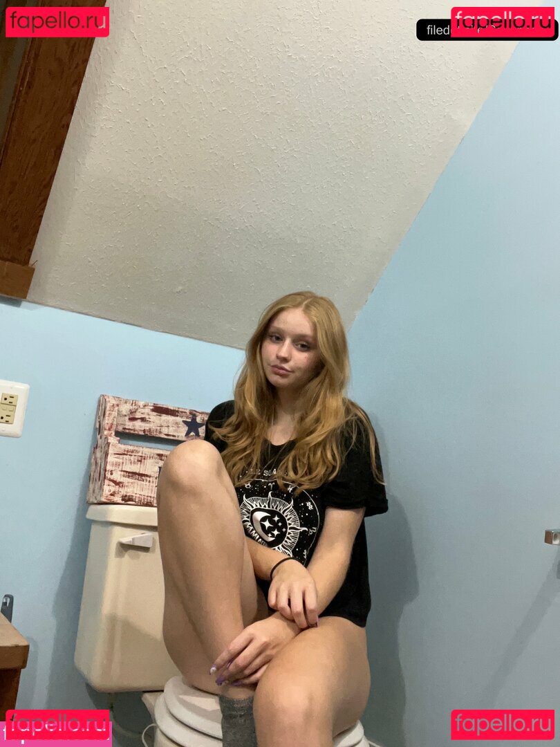 Savannah Boyd Nude Onlyfans Photo 8