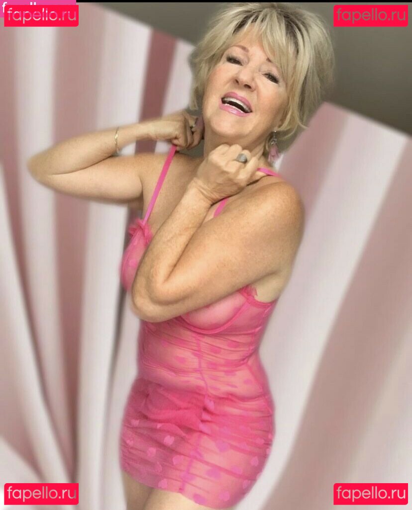 Lesley Banks Nude Onlyfans Photo 51