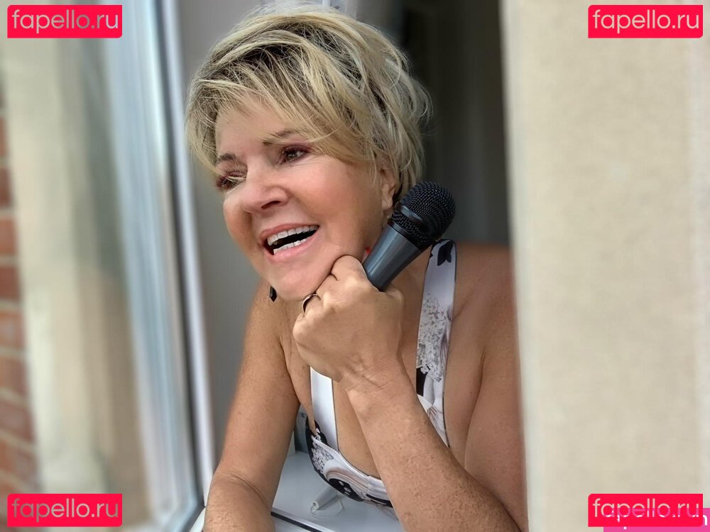 Lesley Banks Nude Onlyfans Photo 32