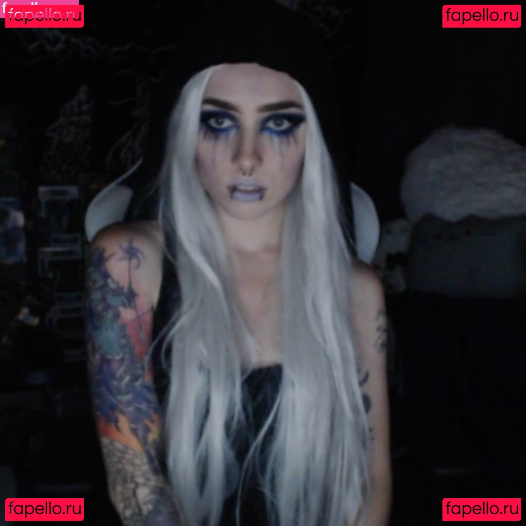 LadySurvival Nude Onlyfans Photo 25