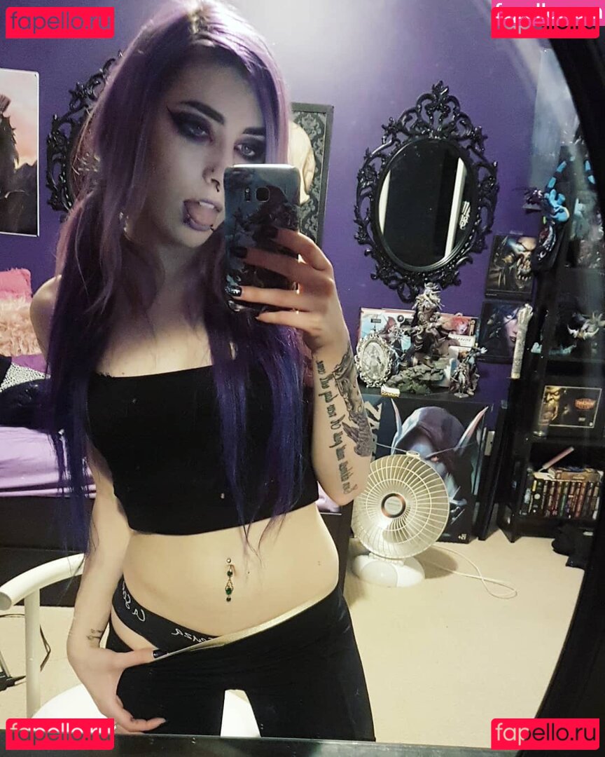 LadySurvival Nude Onlyfans Photo 10